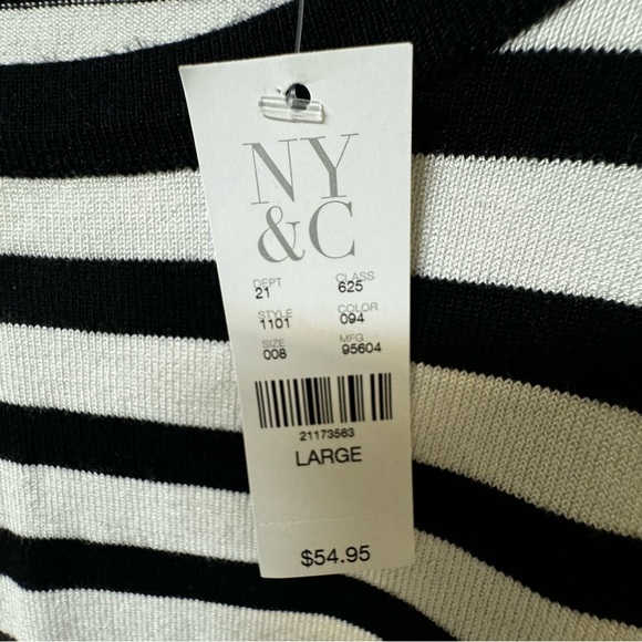 NY&C 7th Ave Women’s Sweater (Size L) - Picture 2 of 2